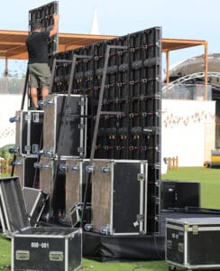 CNM ENTERTAINMENT GALLERY PHOTOS/RENT